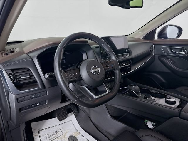 Used 2023 Nissan Rogue Platinum w/ Platinum Premium Package image 9