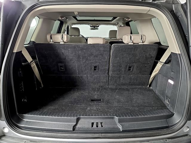Certified 2024 Ford Expedition Limited image 32