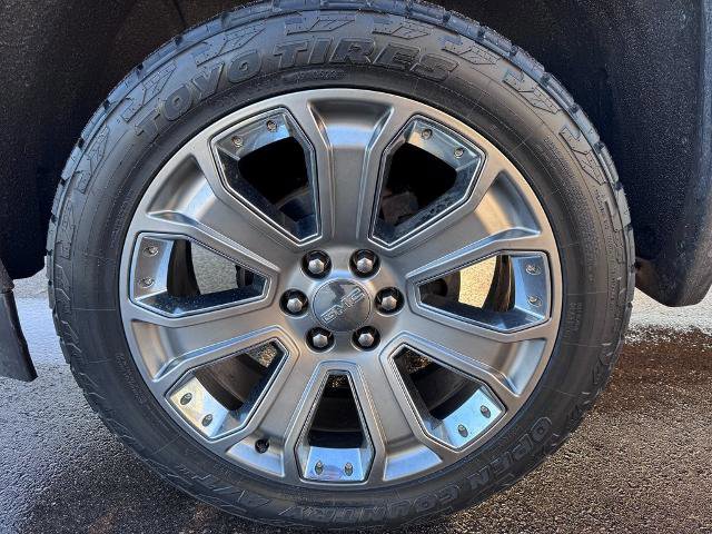 Used 2018 GMC Sierra 1500 SLT w/ Suspension Package, Off-Road image 9