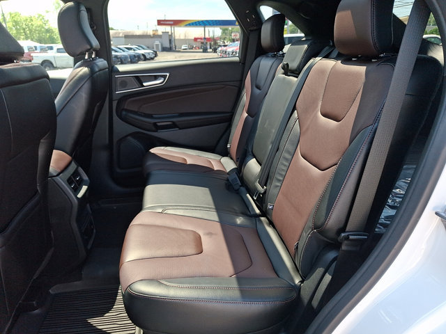 Certified 2022 Ford Edge Titanium w/ Equipment Group 301A AWD/4WD image 11