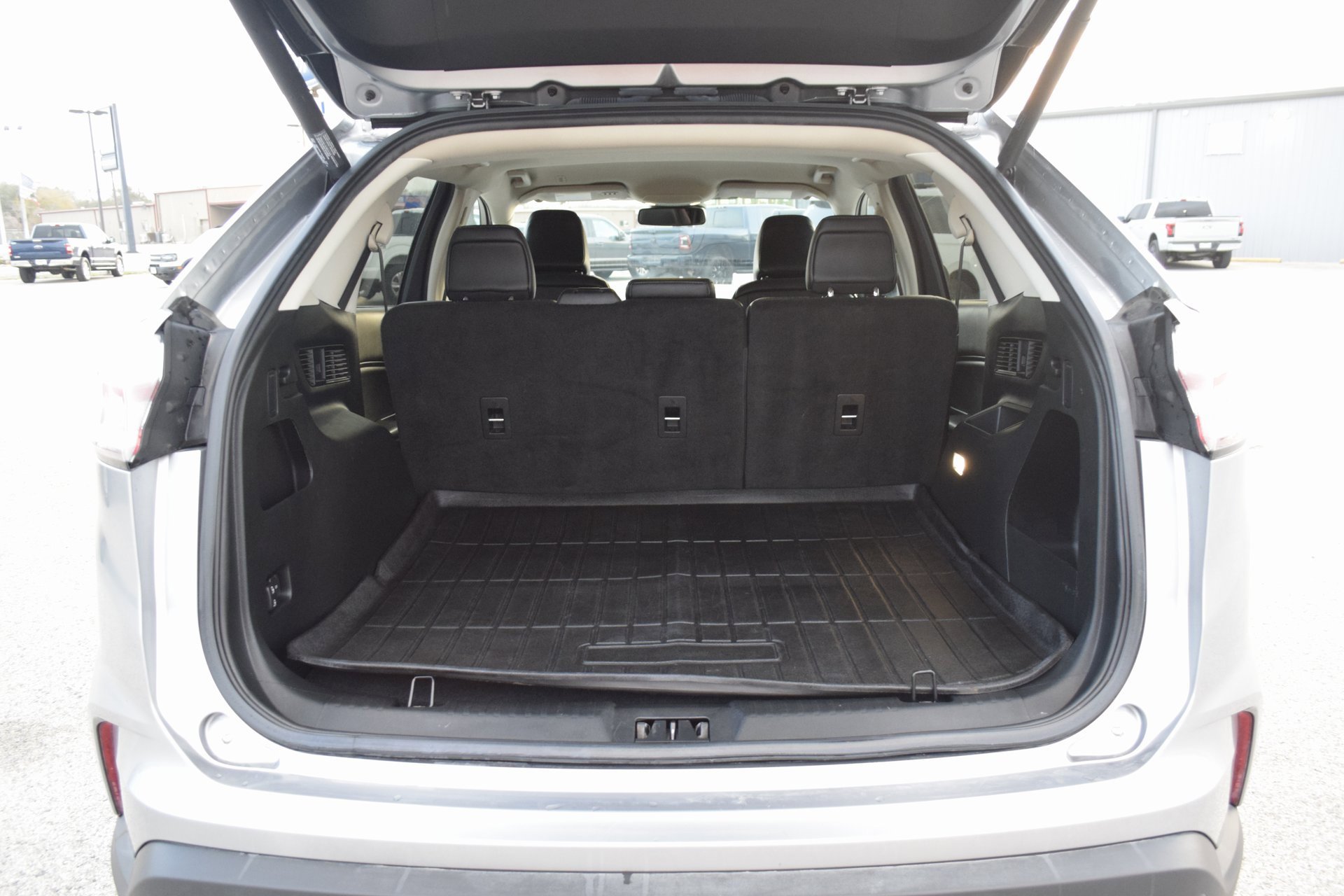 Certified 2022 Ford Edge SEL w/ Convenience Package image 21