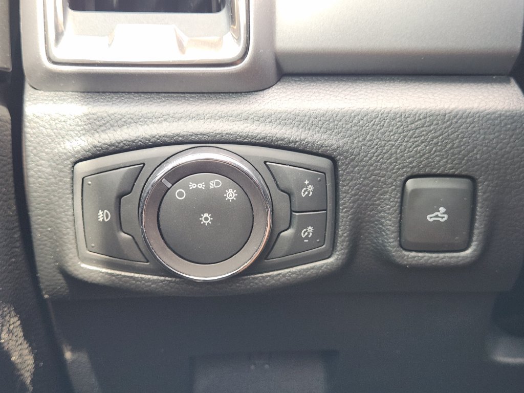 Certified 2019 Ford Ranger XLT w/ Equipment Group 302A Luxury AWD/4WD image 23