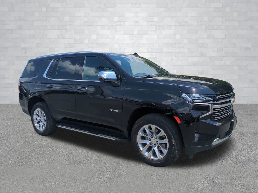 Used 2024 Chevrolet Tahoe Premier AWD/4WD image 2
