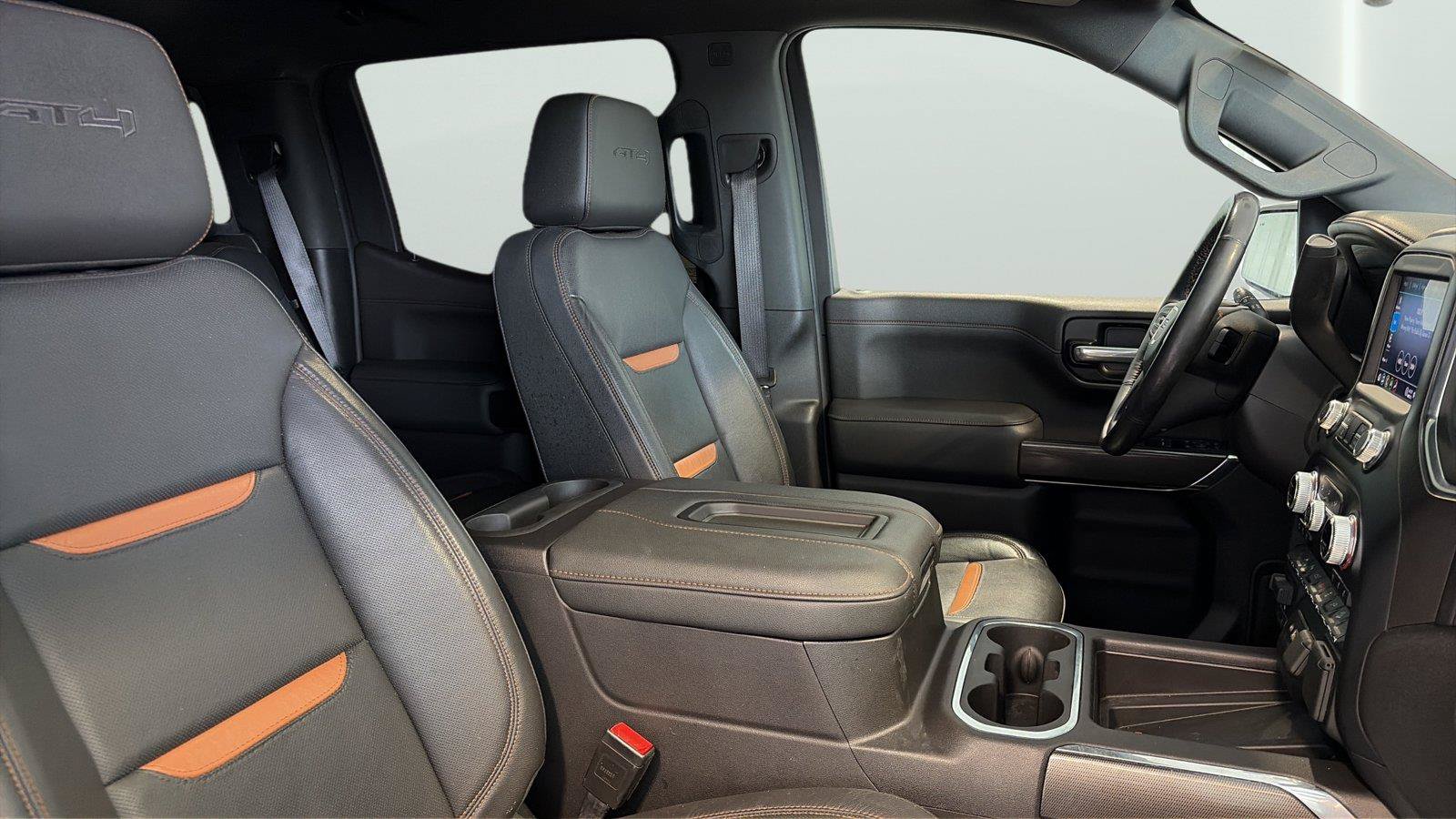 Used 2022 GMC Sierra 1500 AT4 w/ AT4 Premium Package AWD/4WD image 14