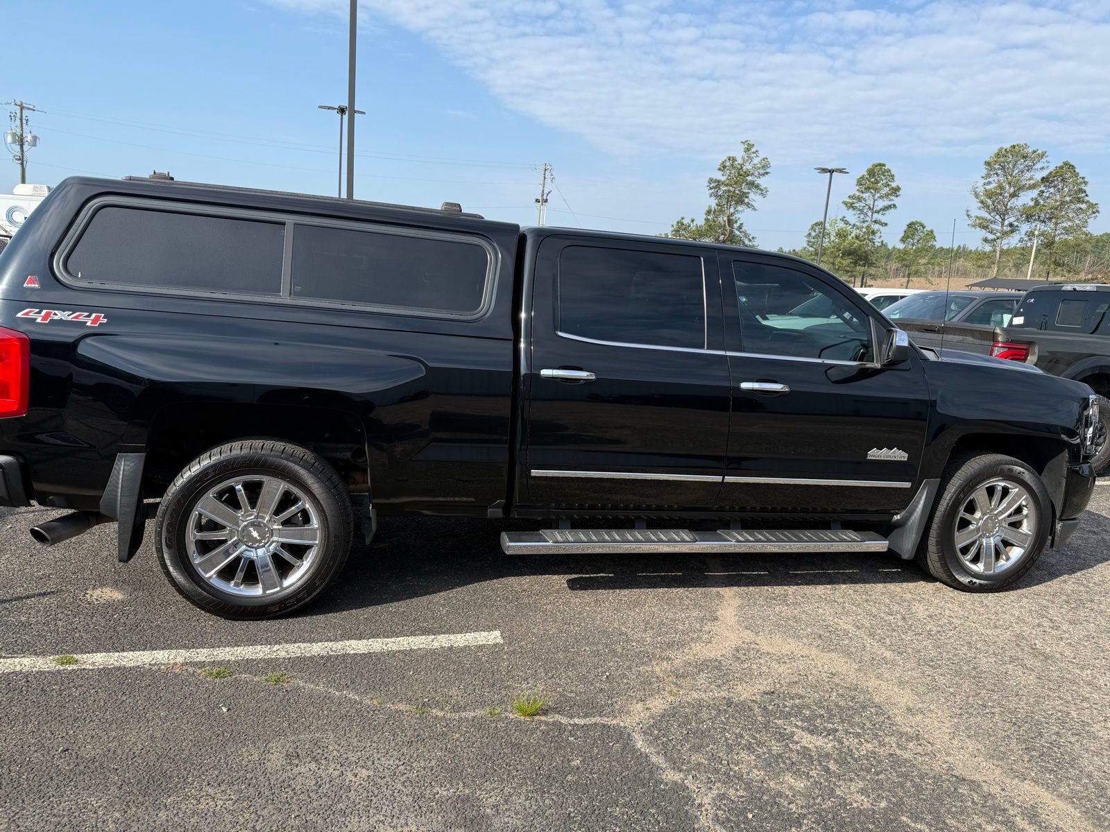 Used 2017 Chevrolet Silverado 1500 High Country AWD/4WD image 8