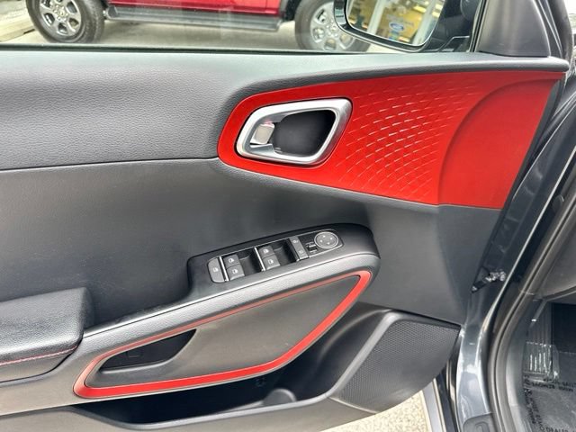 Used 2023 Kia Soul GT-Line FWD image 27