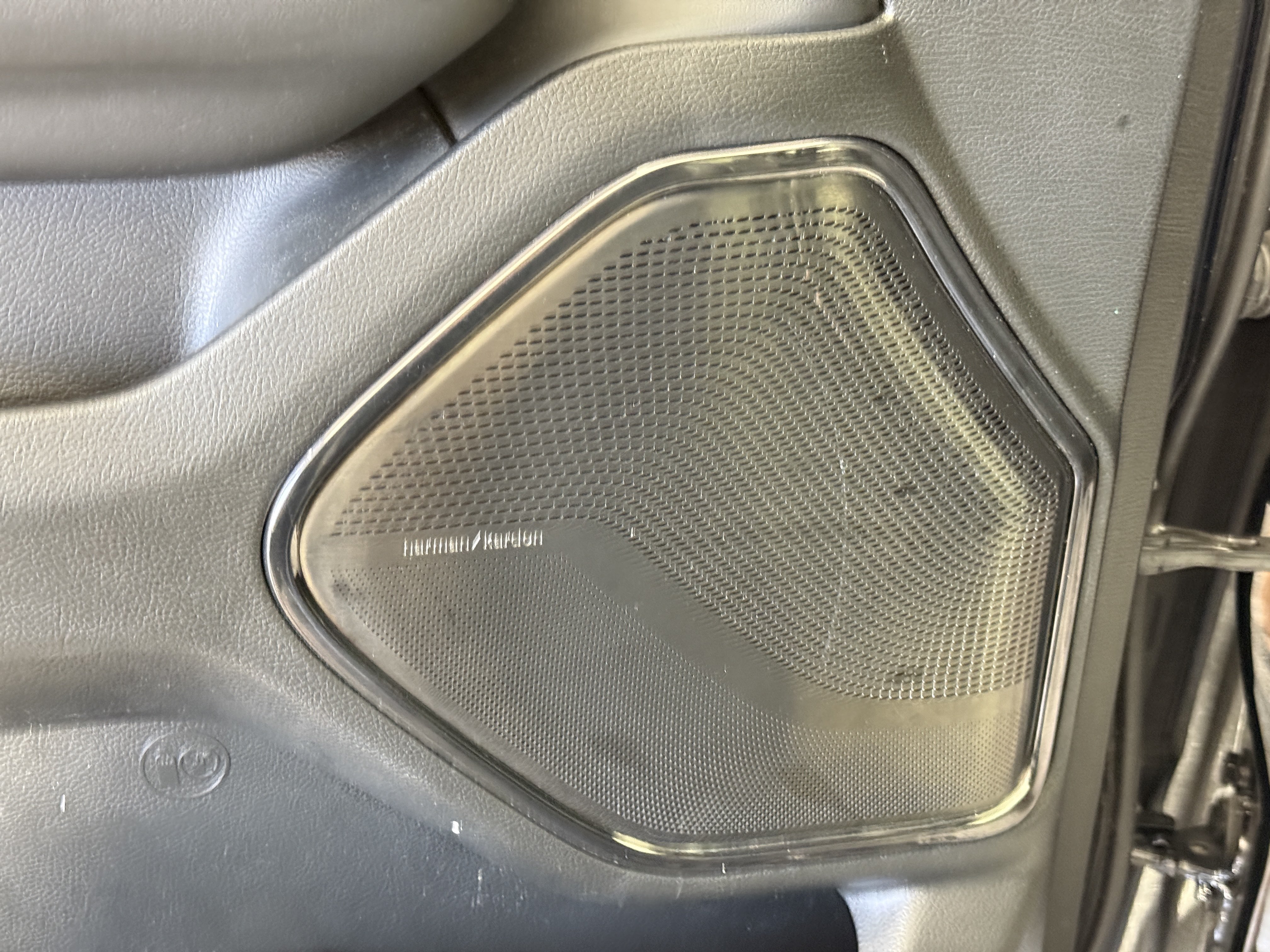 Used 2022 RAM 1500 Limited AWD/4WD image 14