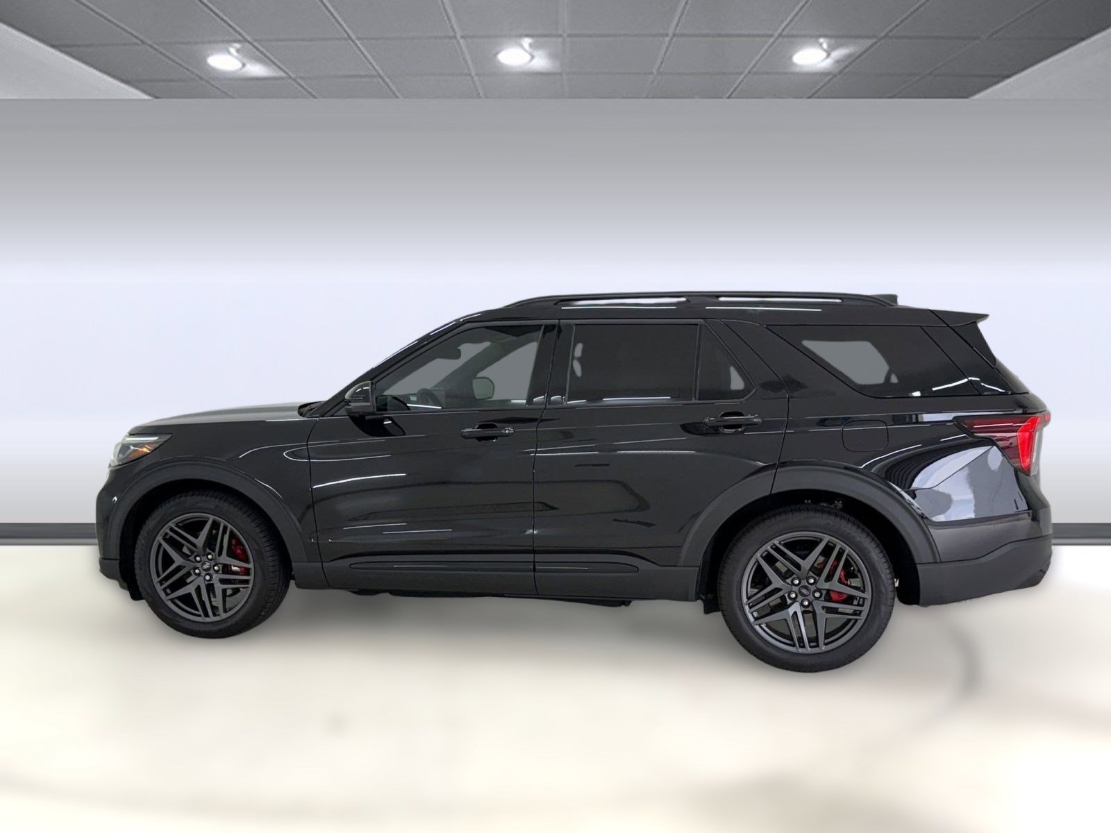 Certified 2025 Ford Explorer ST image 26