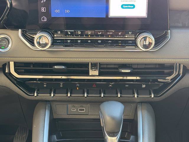 Used 2026 Chevrolet Colorado ZR2 AWD/4WD image 16