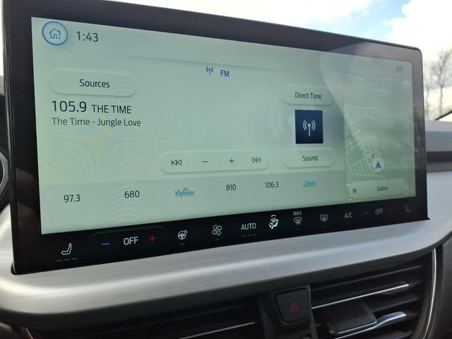 Certified 2025 Ford Escape Platinum image 18