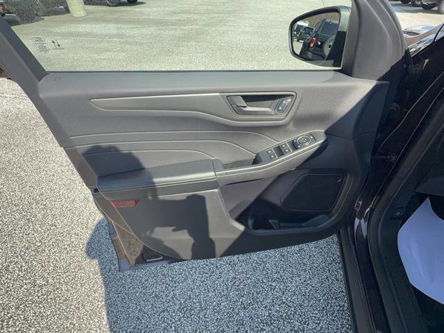 Certified 2023 Ford Escape Active w/ Tech Pack #1 image 11