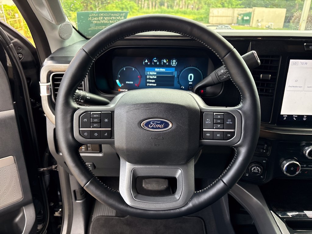 Certified 2023 Ford F350 Lariat w/ Tremor Off-Road Package AWD/4WD image 17