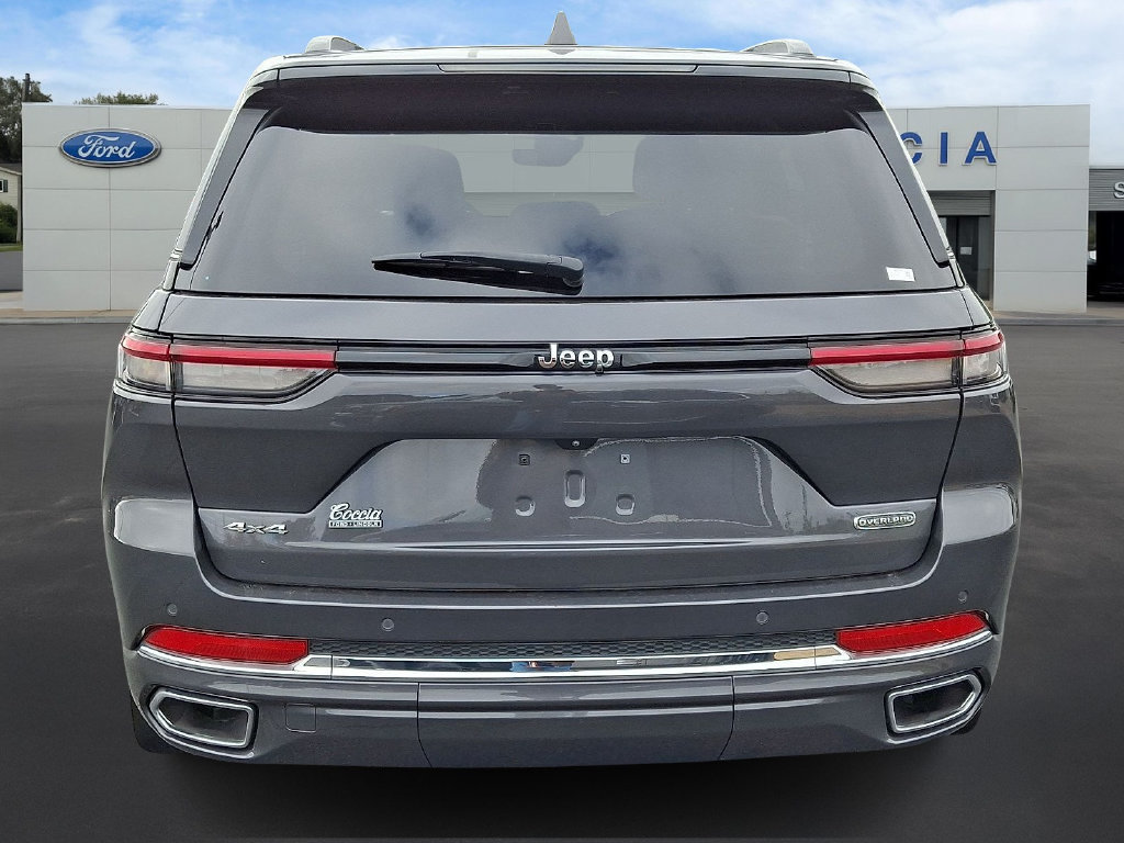 Used 2022 Jeep Grand Cherokee Overland AWD/4WD image 5