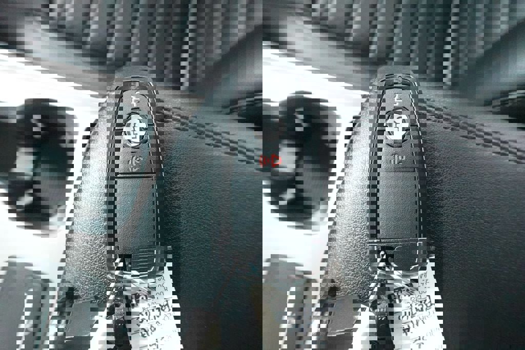 Certified 2023 Ford Edge SEL image 20