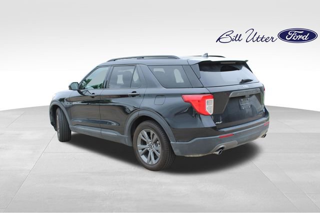 Certified 2022 Ford Explorer XLT w/ Equipment Group 202A RWD image 7