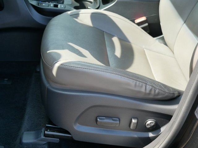 Used 2019 Hyundai Santa Fe XL AWD/4WD image 13