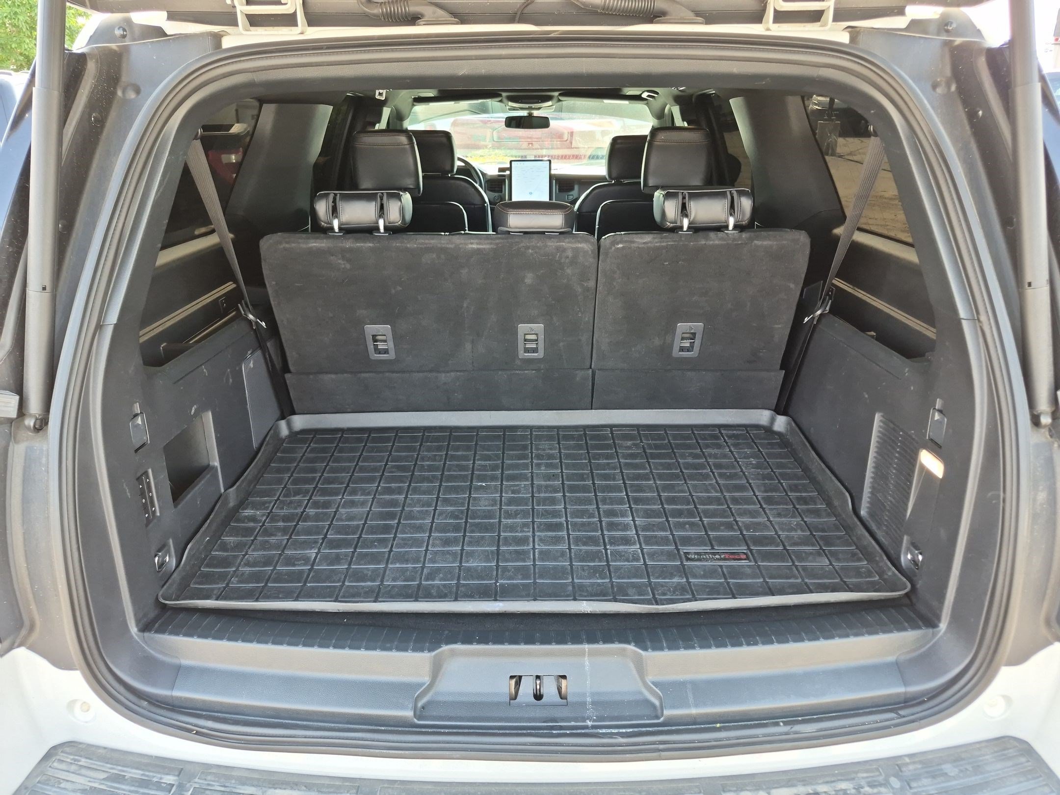 Certified 2024 Ford Expedition Max Platinum AWD/4WD image 32