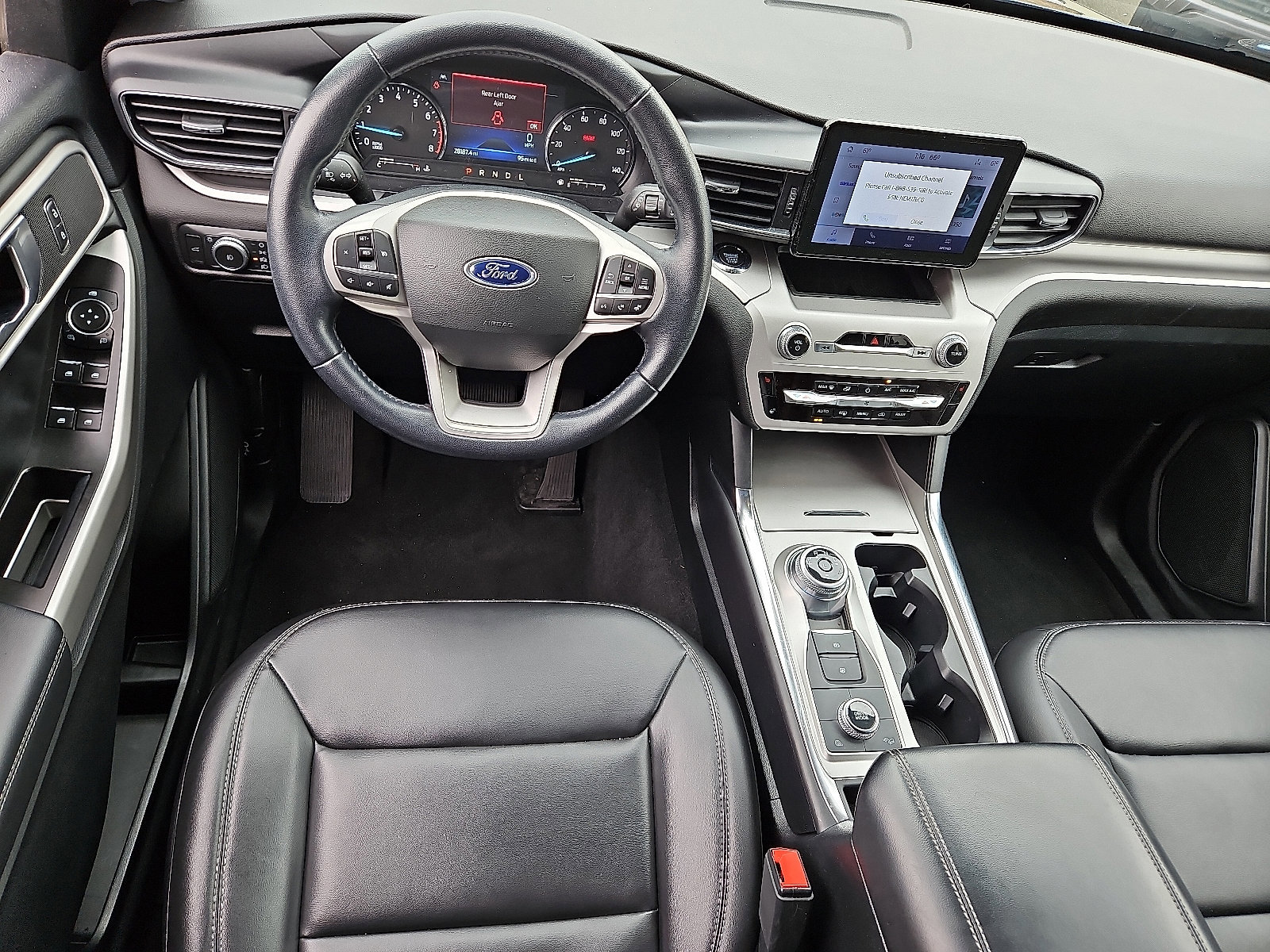 Certified 2022 Ford Explorer XLT w/ Equipment Group 202A image 13