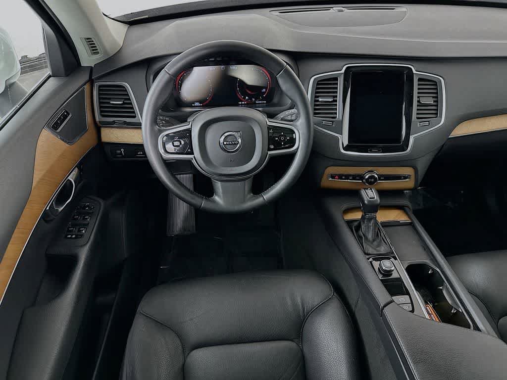 Used 2022 Volvo XC90 T6 Momentum w/ Protection Package Premier AWD/4WD image 10