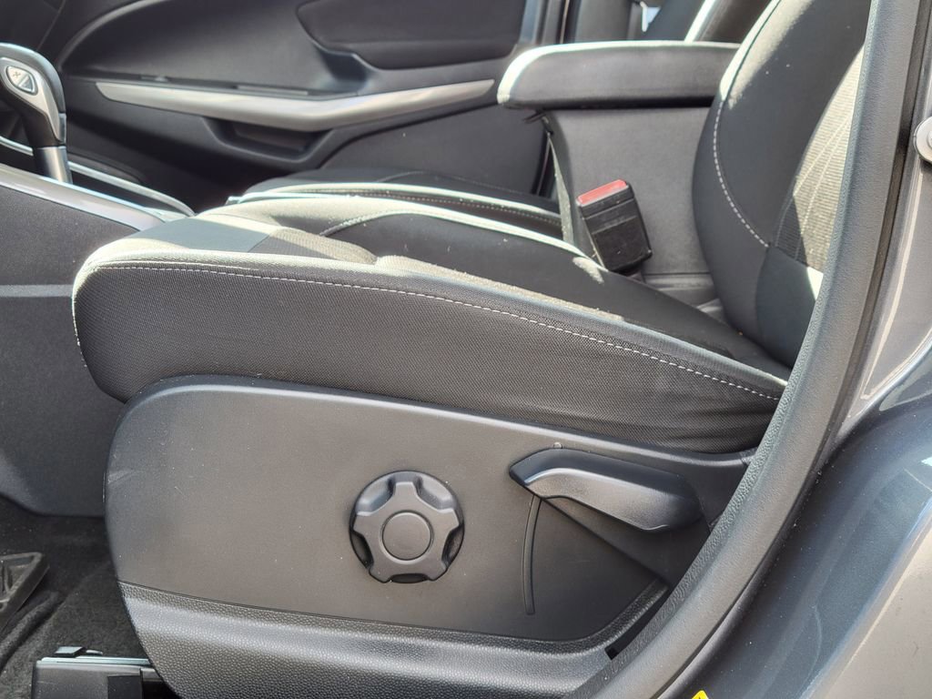Certified 2021 Ford EcoSport SE image 22