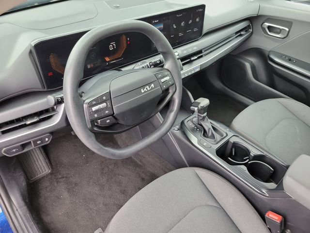 Used 2025 Kia K4 FWD image 16