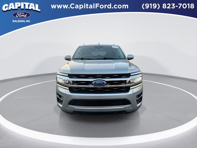 Certified 2024 Ford Expedition Limited image 3