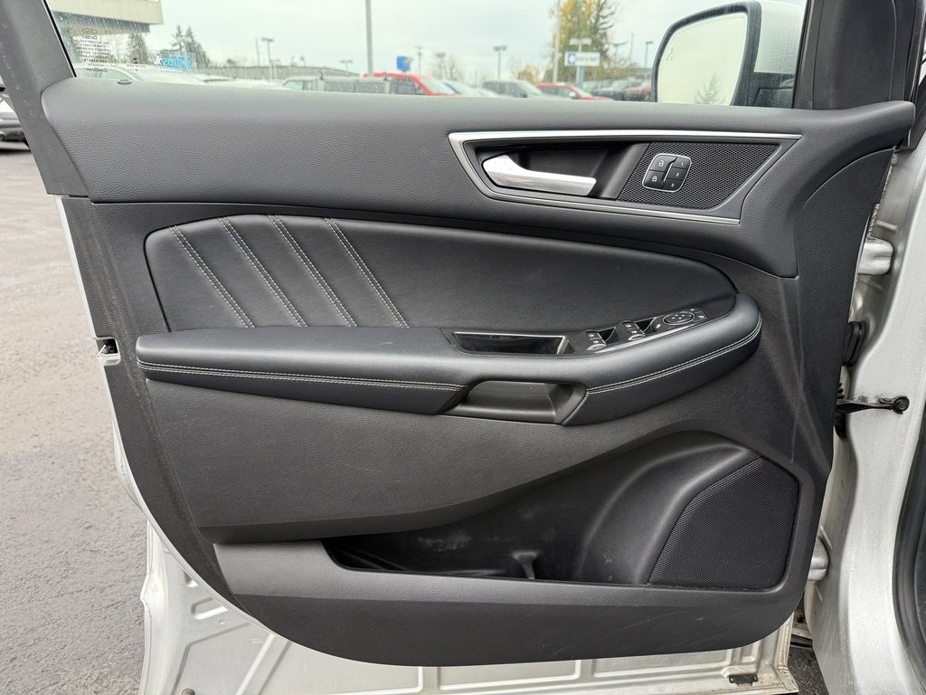 Certified 2017 Ford Edge Sport w/ Technology Package image 16
