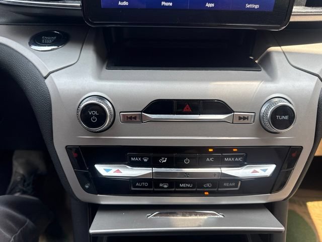 Certified 2023 Ford Explorer XLT w/ Equipment Group 202A AWD/4WD image 23