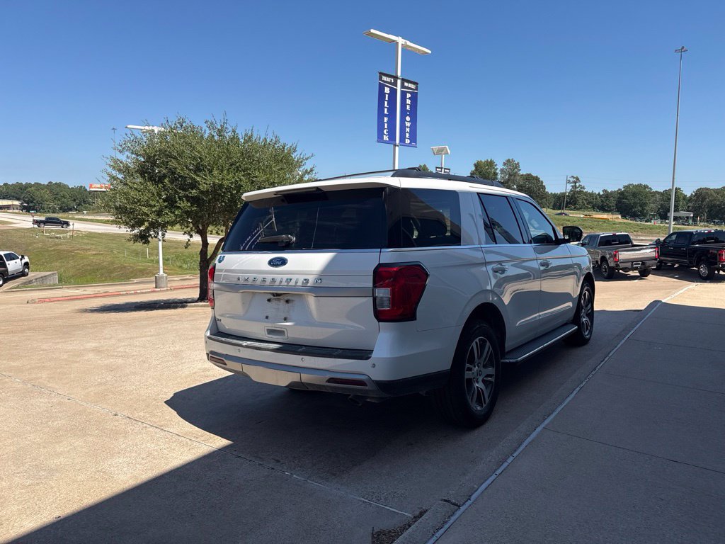 Certified 2022 Ford Expedition XLT RWD image 7