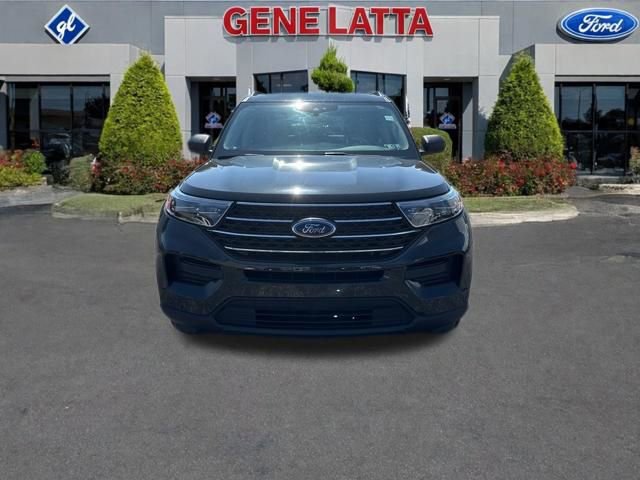Certified 2023 Ford Explorer XLT image 2
