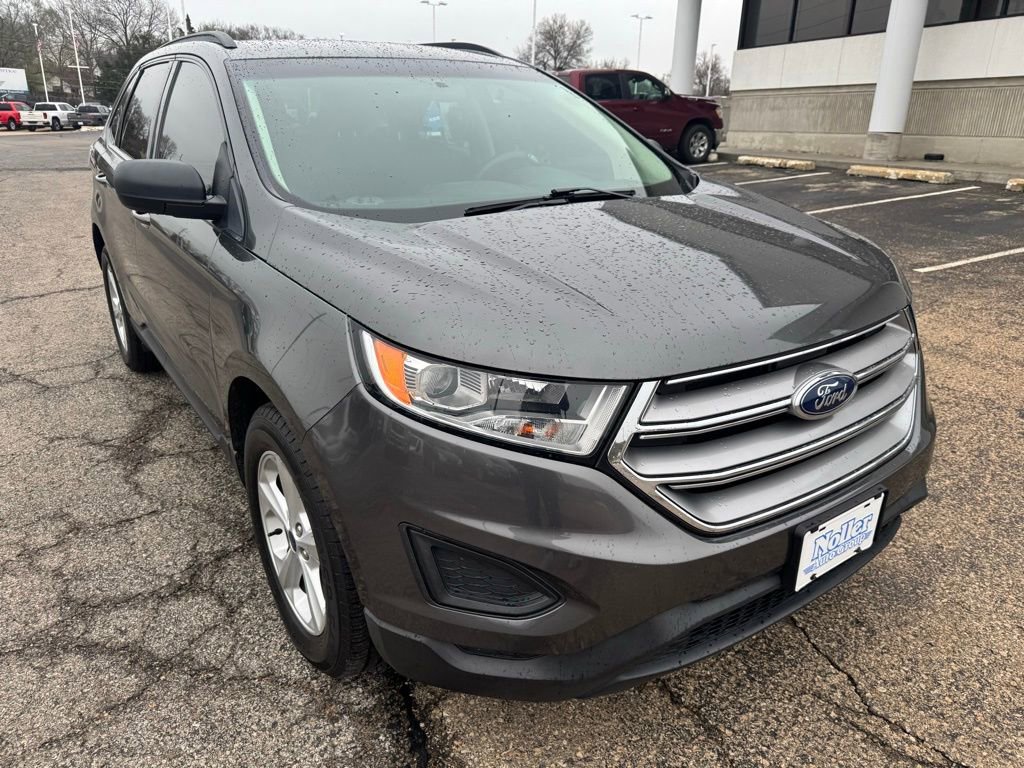 Certified 2018 Ford Edge SE image 1