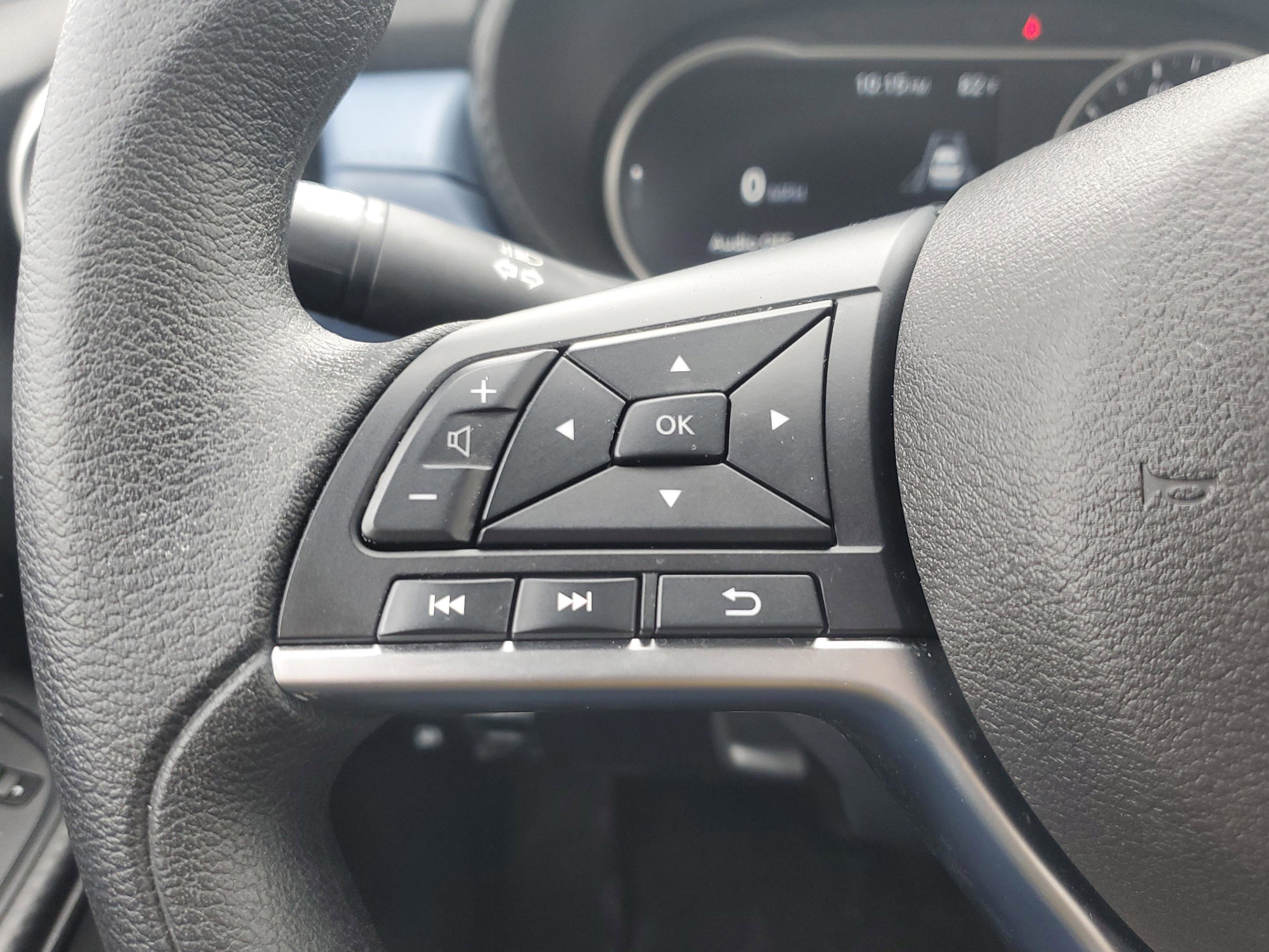 Used 2025 Nissan Versa SV FWD image 21