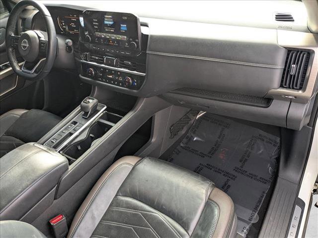 Used 2022 Nissan Pathfinder Platinum w/ Cargo Package image 21