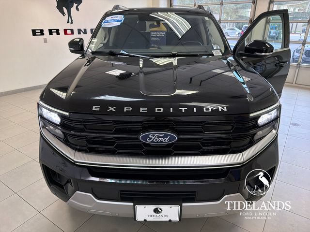 Certified 2025 Ford Expedition Platinum AWD/4WD image 28