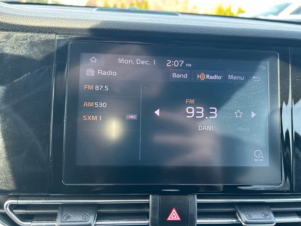 Used 2022 Kia Niro LXS image 25