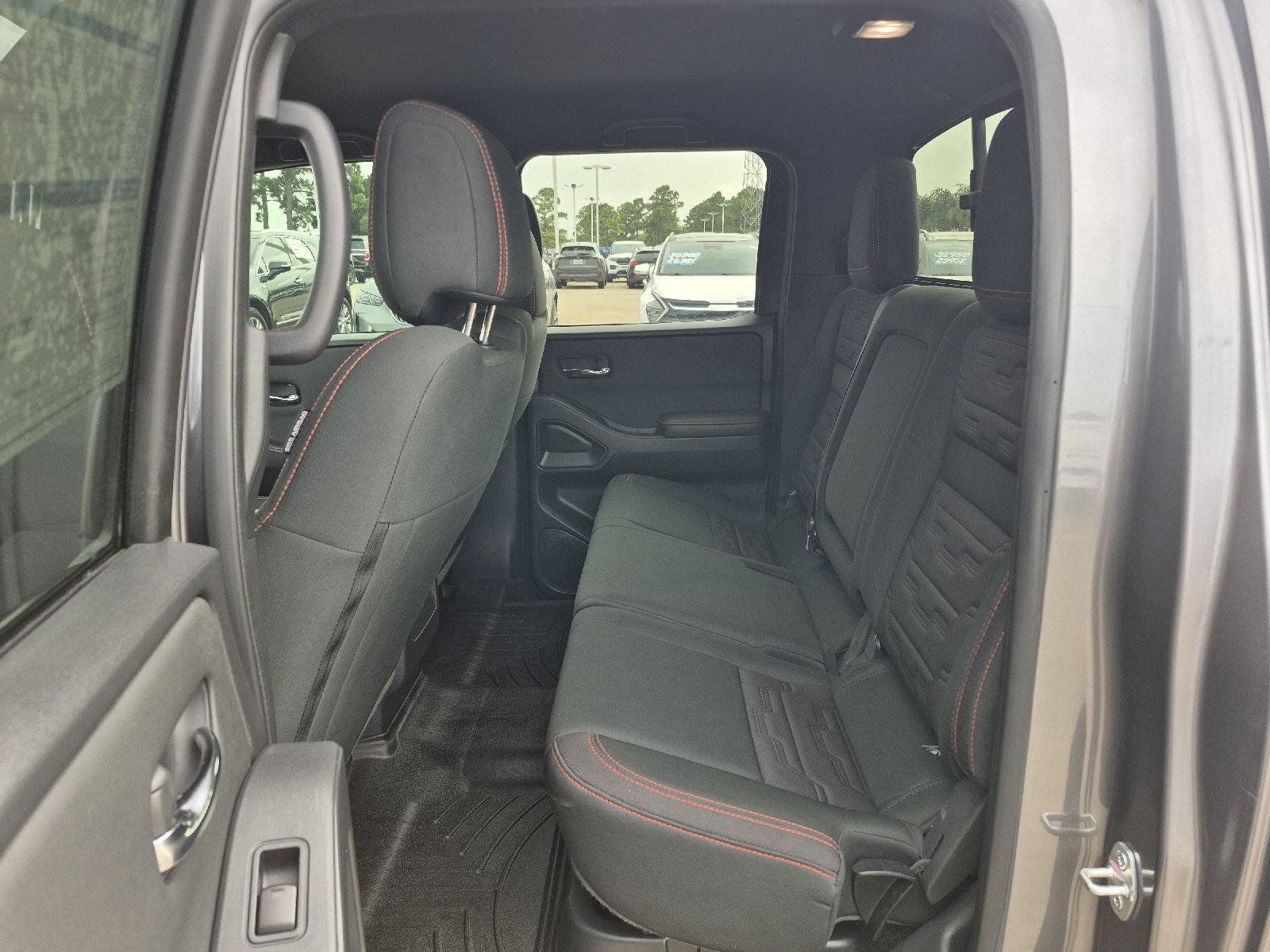 Used 2024 Nissan Frontier Pro-X w/ Technology Package RWD image 9