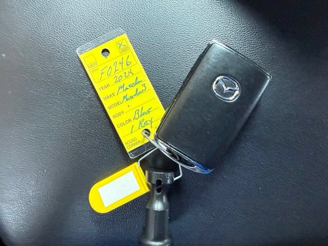 Used 2024 MAZDA MAZDA3 s FWD image 33