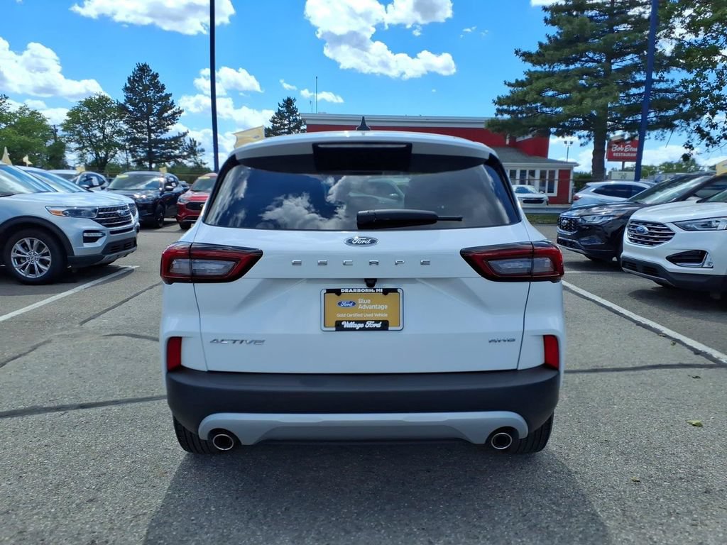 Certified 2023 Ford Escape Active AWD/4WD image 7