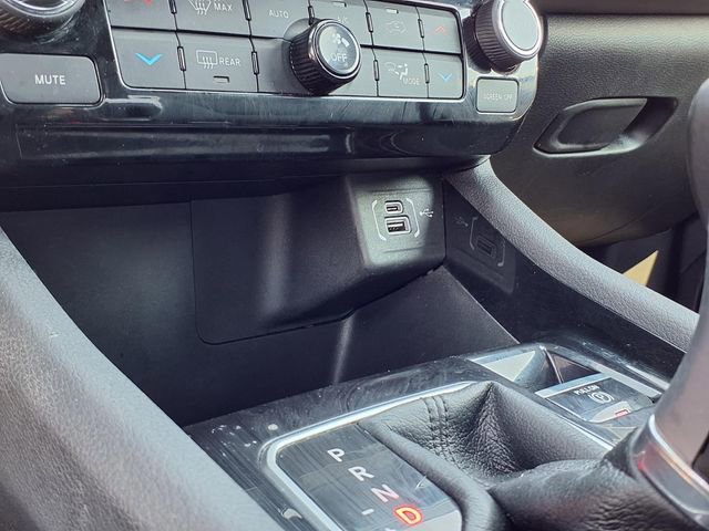 Used 2025 Jeep Compass Limited image 17