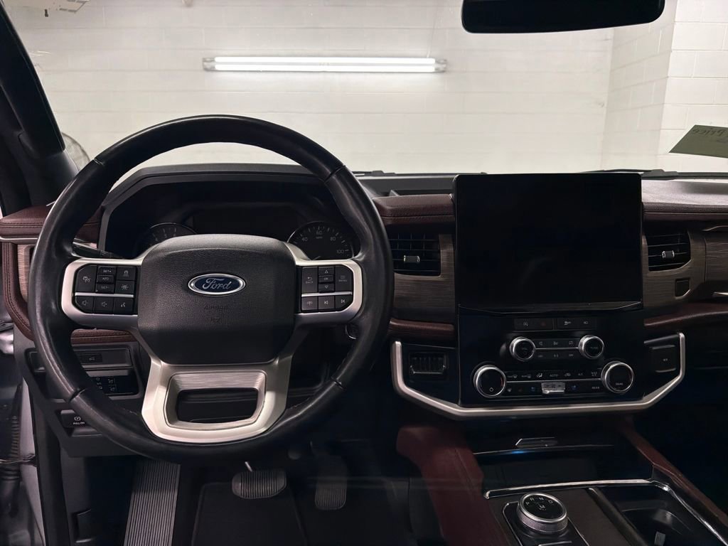 Certified 2024 Ford Expedition Limited image 13