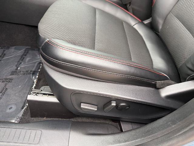 Certified 2025 Ford Escape ST-Line Select w/ Tech Pack #2 AWD/4WD image 32