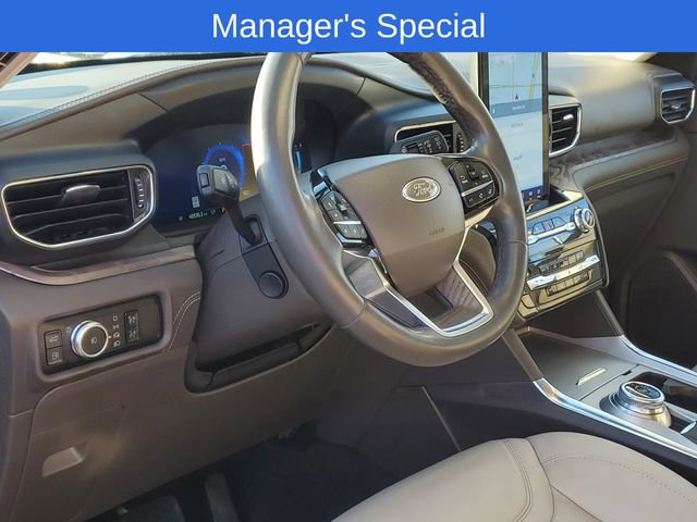 Certified 2023 Ford Explorer Platinum w/ Technology Package image 11