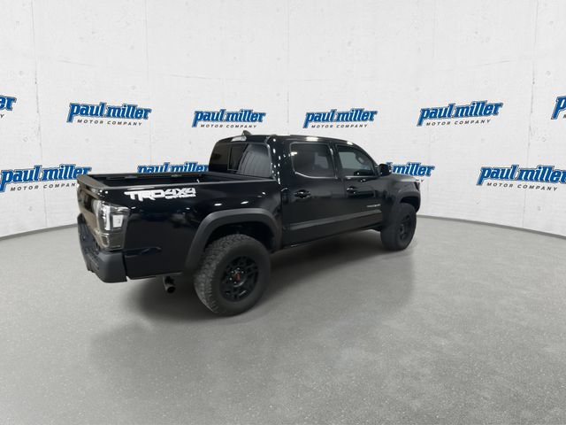 Used 2021 Toyota Tacoma TRD Off-Road AWD/4WD image 3