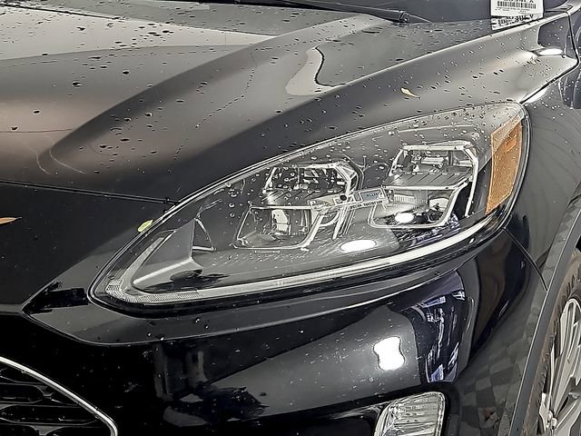 Certified 2020 Ford Escape Titanium w/ Titanium Premium Package 2.0 image 10