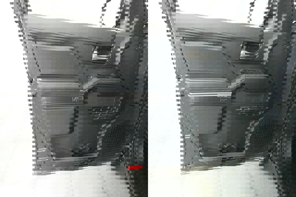 Used 2025 Toyota Tacoma TRD Off-Road AWD/4WD image 20