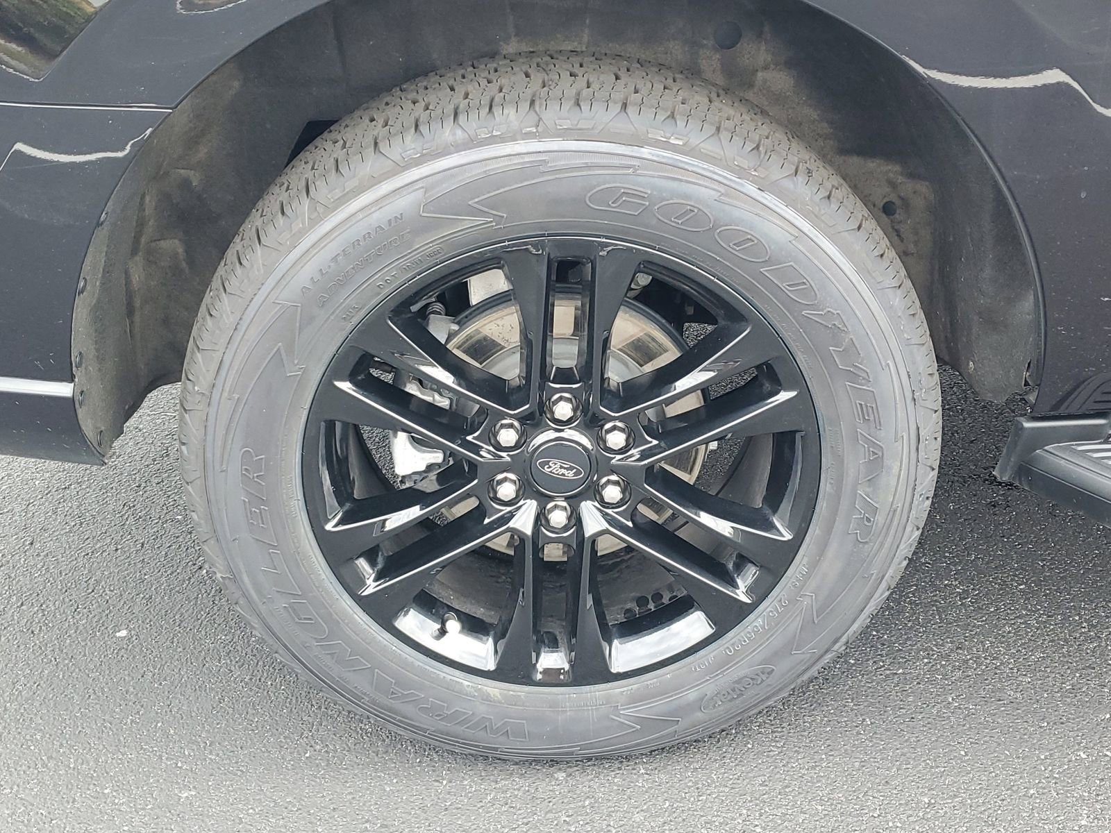 Certified 2024 Ford Expedition XLT AWD/4WD image 5