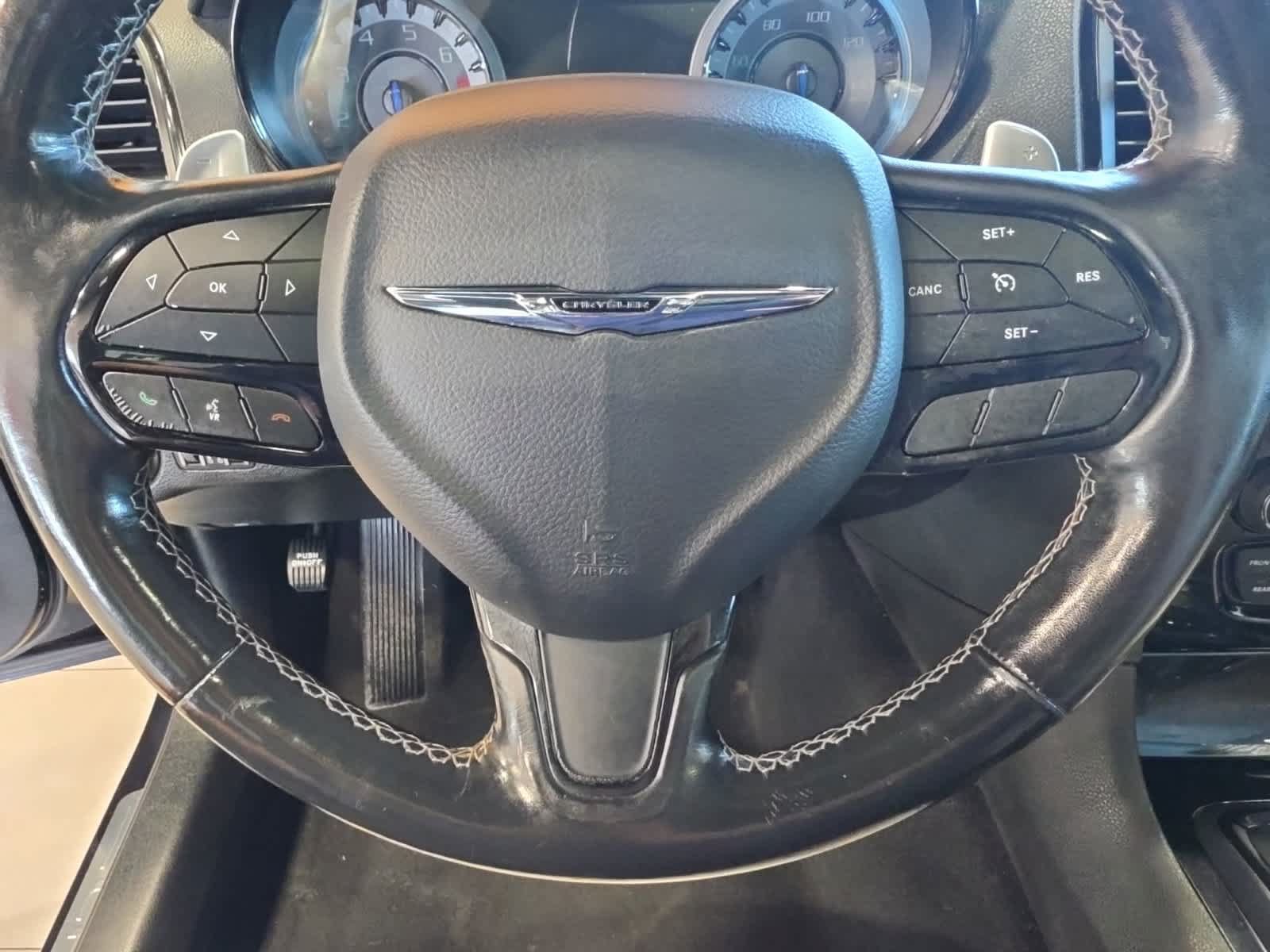 Used 2019 Chrysler 300 S w/ 300S Premium Group 2 AWD/4WD image 25