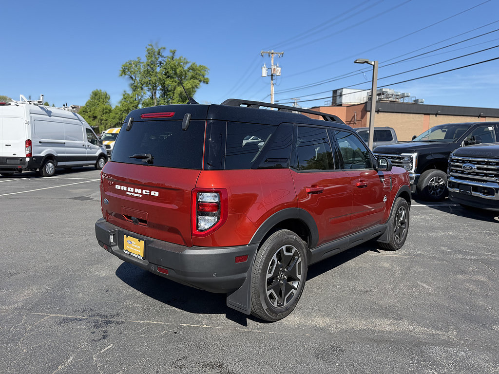 Certified 2023 Ford Bronco Sport Outer Banks AWD/4WD image 7