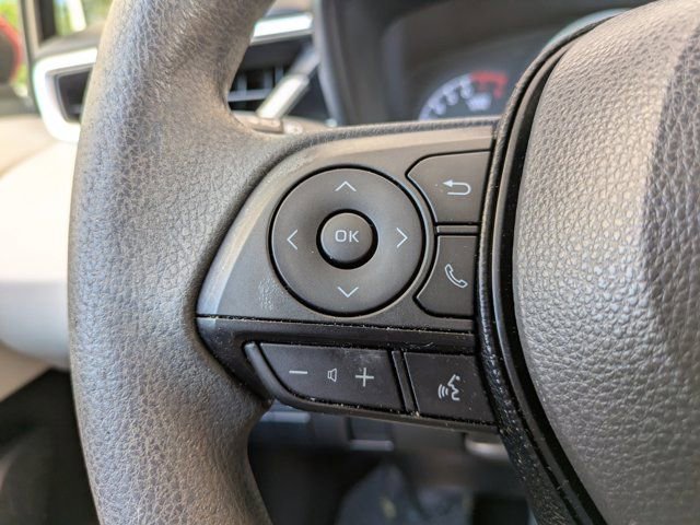 Used 2020 Toyota Corolla LE FWD image 21