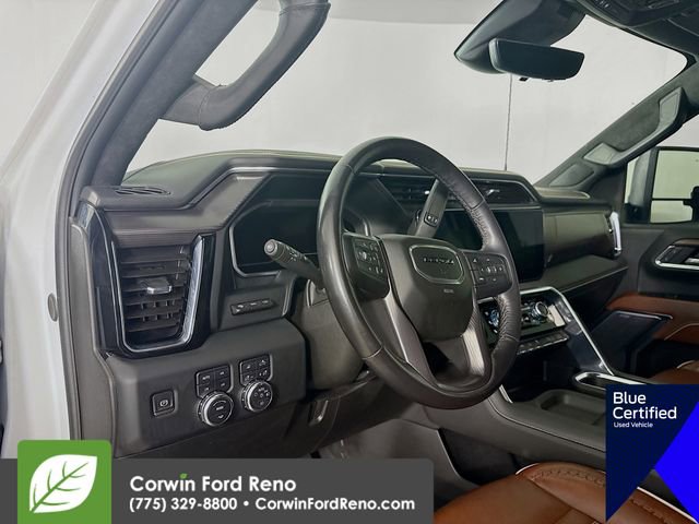 Used 2024 GMC Sierra 2500 Denali Ultimate AWD/4WD image 11